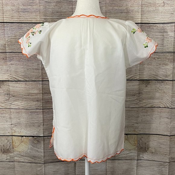 Stunning Vintage Hand Embroidered Floral Blouse - Picture 4 of 5